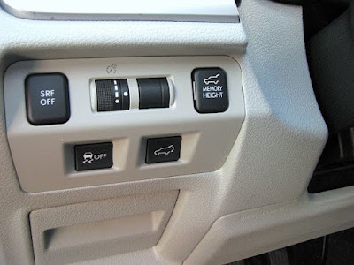 2016 Subaru Forester 2.5i Limited w/Eyesight Navigation