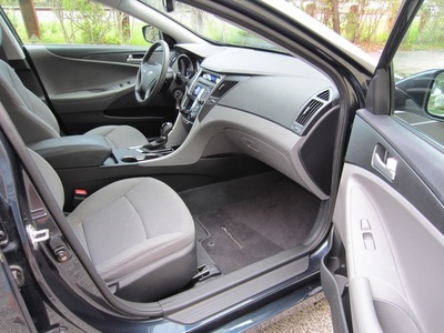 2011 Hyundai Sonata GLS Sedan