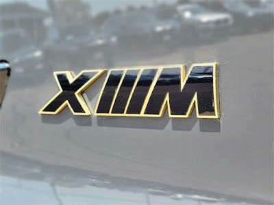2023 BMW XM Base