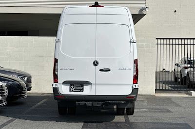 2024 Mercedes-Benz Sprinter 3500 Cargo 170 WB