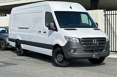 2024 Mercedes-Benz Sprinter 3500 Cargo 170 WB