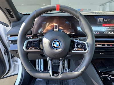 2024 BMW i5 M60