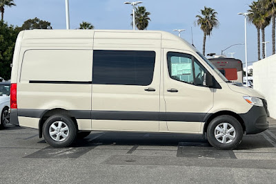 2024 Mercedes-Benz Sprinter 2500 Crew 144 WB