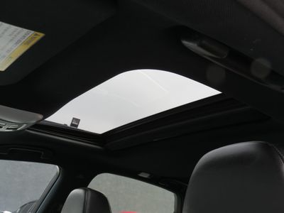 2017 INFINITI Q70 S 3.7 S AWD