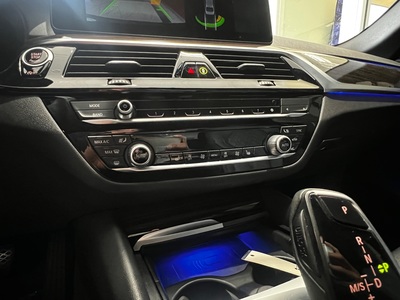 2021 BMW 530I