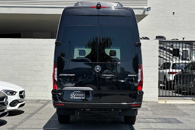 2024 Mercedes-Benz Sprinter 3500 Cargo 170 WB