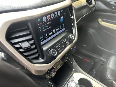 2019 GMC Acadia Denali AWD! LOADED!