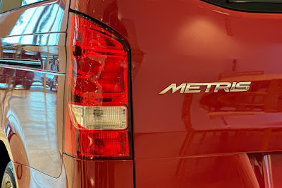 2023 Mercedes-Benz Metris Passenger