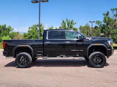 2024 GMC Sierra 2500HD Denali