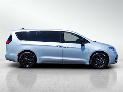 2023 Chrysler Pacifica Hybrid Limited