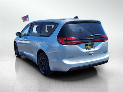 2023 Chrysler Pacifica Hybrid Limited