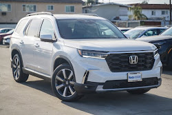 2025 Honda Pilot Elite