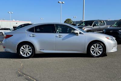 2014 Lexus ES 300h Hybrid