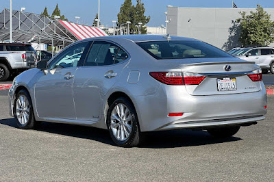 2014 Lexus ES 300h Hybrid