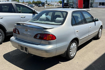 1999 Toyota Corolla LE