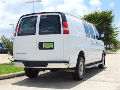 2022 GMC Savana 2500 Work Van