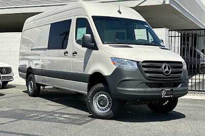 2024 Mercedes-Benz Sprinter 2500 Cargo 170 WB