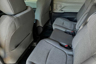 2021 Toyota Sienna LE