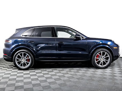 2024 Porsche Cayenne S