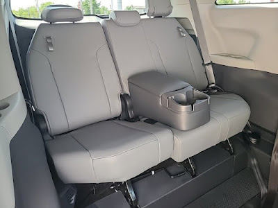 2021 Toyota Sienna XLE FWD