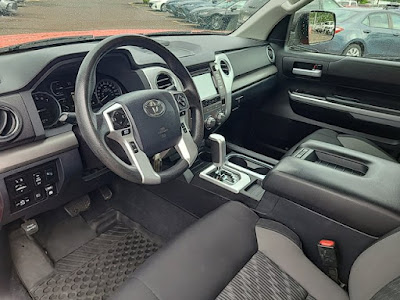 2018 Toyota Tundra 4WD SR5 4WD