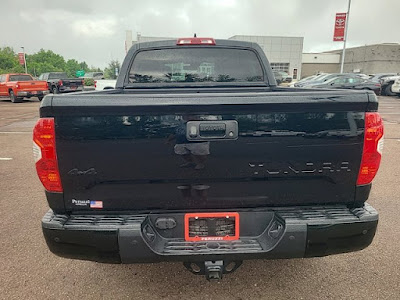 2021 Toyota Tundra 4WD SR5 4WD