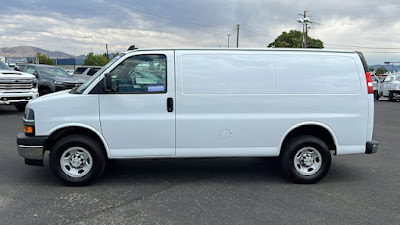 2022 Chevrolet Express Cargo Van