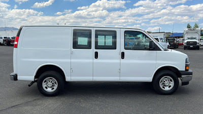 2022 Chevrolet Express Cargo Van