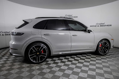 2023 Porsche Cayenne GTS