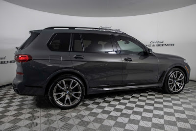 2021 BMW X7 M50i