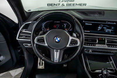 2021 BMW X7 M50i