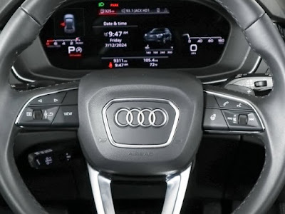 2023 Audi Q5 S line Prestige