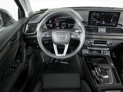 2023 Audi Q5 S line Prestige