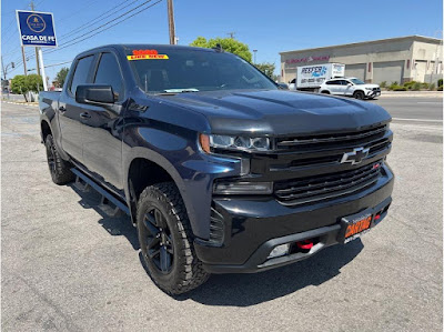 2020 Chevrolet Silverado 1500 Crew Cab LT Trail Boss Pickup 4D 5 3/4 ft