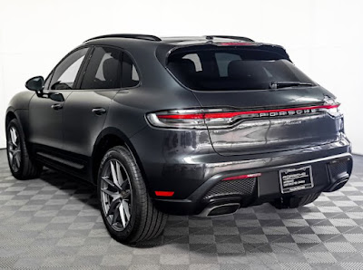 2023 Porsche Macan