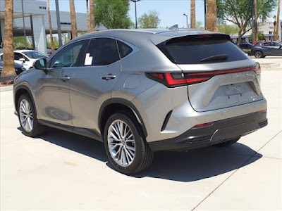 2025 Lexus NX 350h Premium