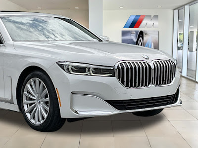 2022 BMW 7 Series 740i