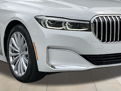 2022 BMW 7 Series 740i