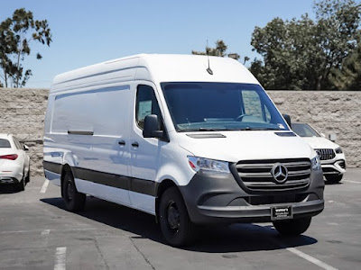 2024 Mercedes-Benz Sprinter Cargo Van