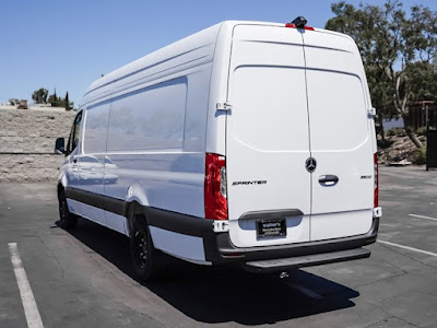 2024 Mercedes-Benz Sprinter Cargo Van