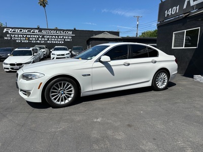 2013 BMW 5 Series 535i Sedan RWD