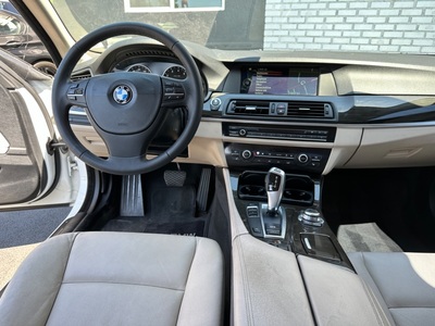 2013 BMW 5 Series 535i Sedan RWD