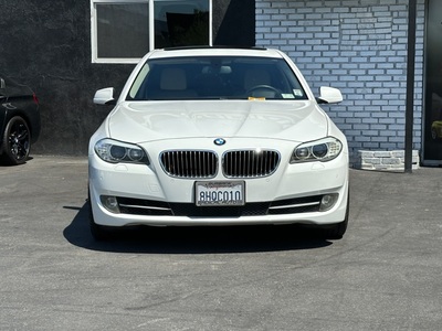 2013 BMW 5 Series 535i Sedan RWD