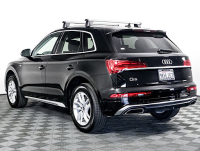 2024 Audi Q5 S line Premium