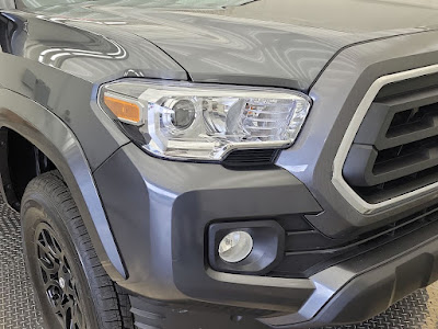 2022 Toyota Tacoma 4WD SR5