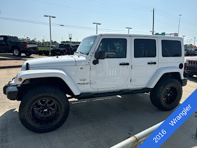 2016 Jeep Wrangler Unlimited Sahara