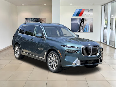 2025 BMW X7 xDrive40i