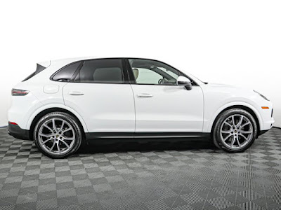 2023 Porsche Cayenne S Platinum Edition