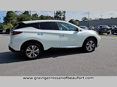 2023 Nissan Murano SV