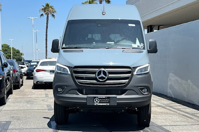 2024 Mercedes-Benz Sprinter 2500 Passenger 144 WB